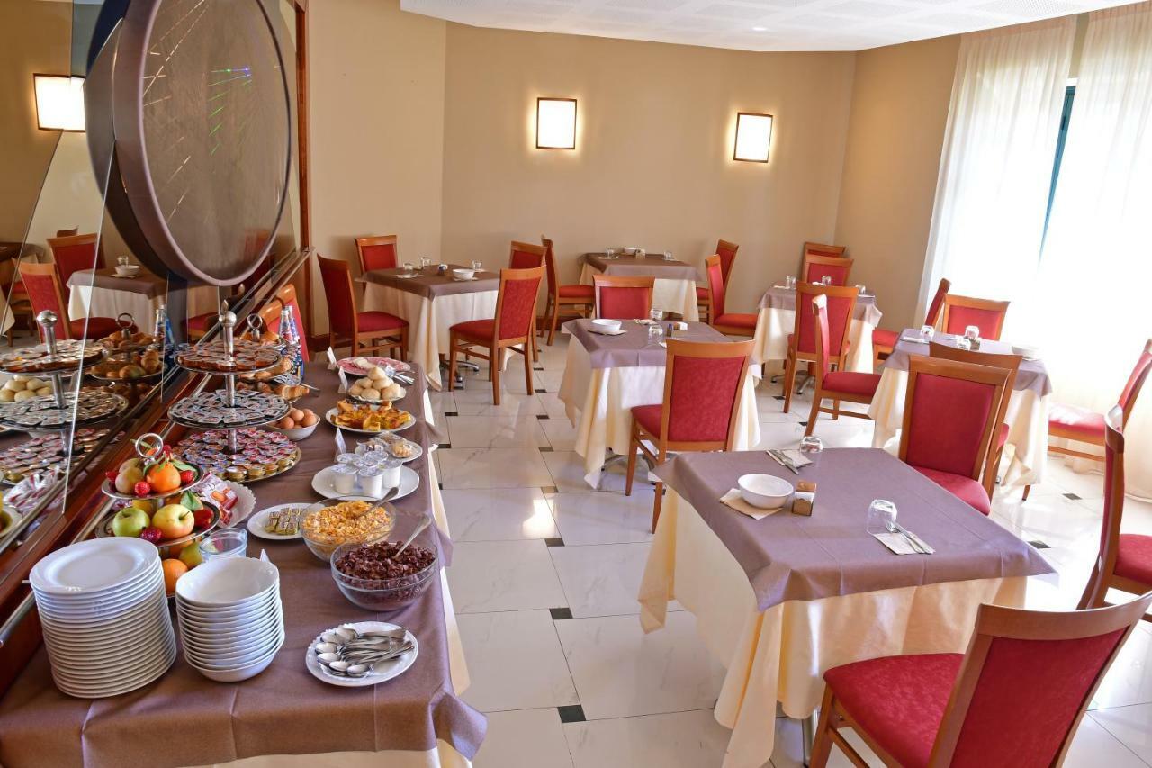 Albergo Ristorante San Marco Carmagnola Zewnętrze zdjęcie